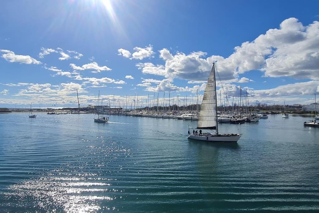 Appartement Avec Balcon, Vue Mer, Piscine, Parking Agde Extérieur photo